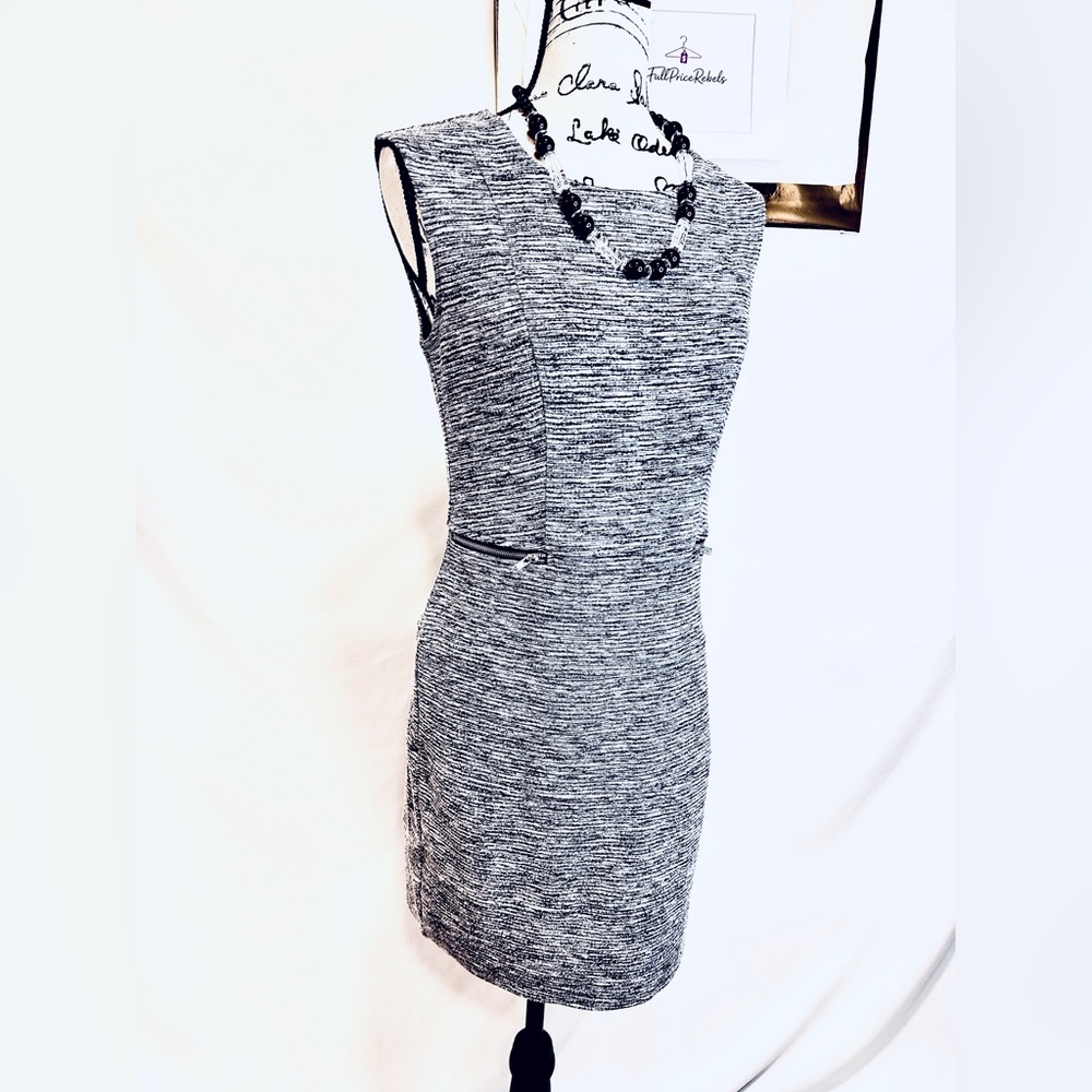 Alexa B Body-con Business Casual Sleeveless Gray Mini Dress